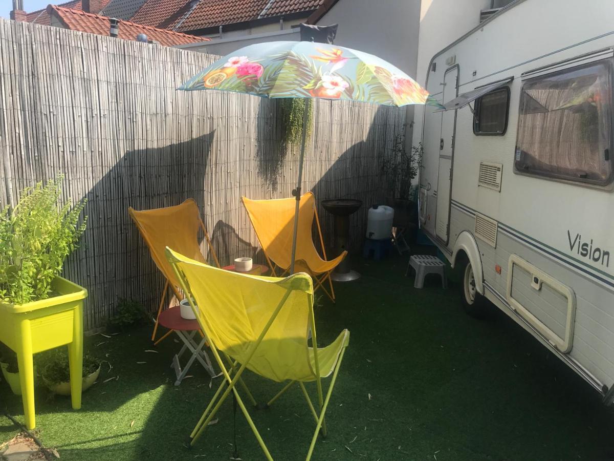 Gardencaravan Near Ghent In Green Area Extérieur photo